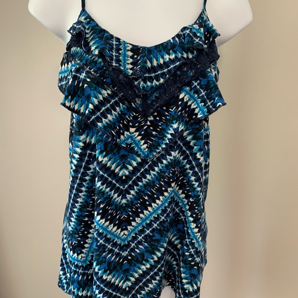 Vanity Ruffle Front Tank - Picture 13 of 16